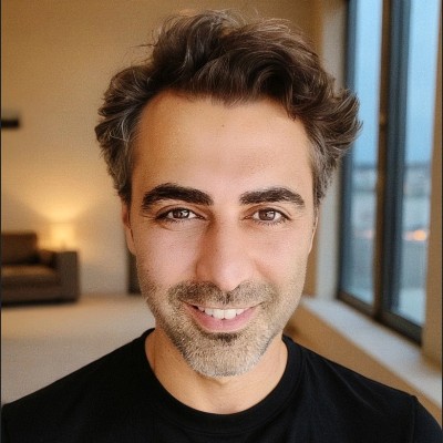 Reza Hashemi - Founder of Loomi